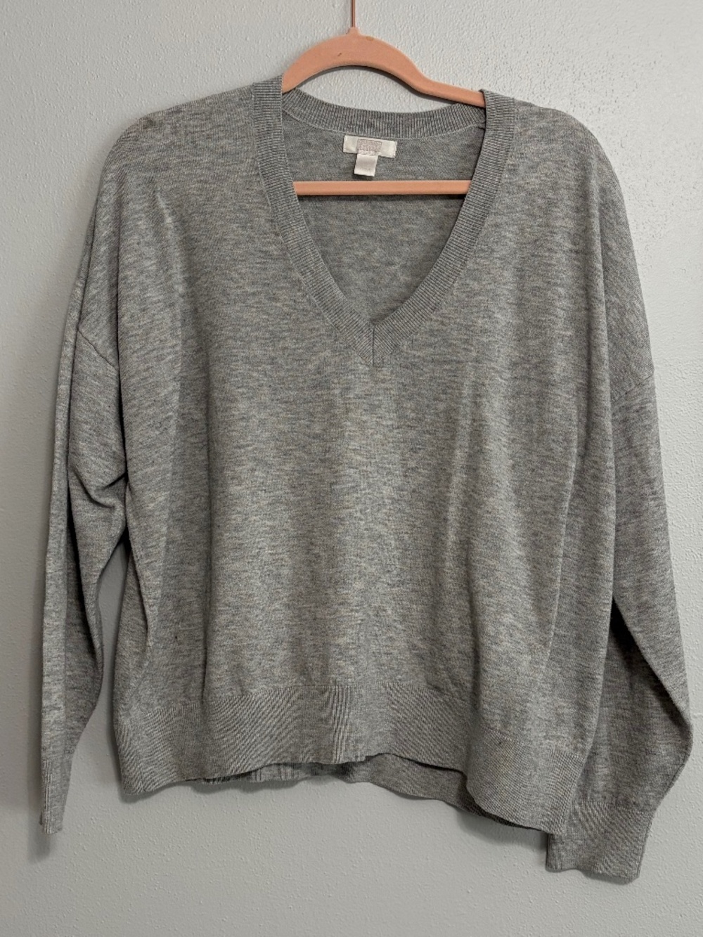 Nordstrom Rack V neck gray sweater XL